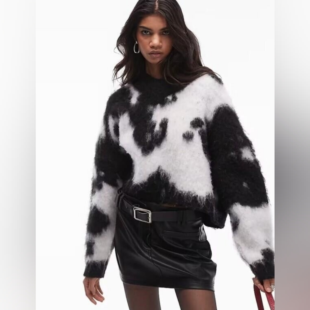 ASOS Topshop Crew Neck Sweater. NWT